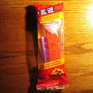 Pez Dispenser Happy Valentine's Day Made in 1996 in Hungary